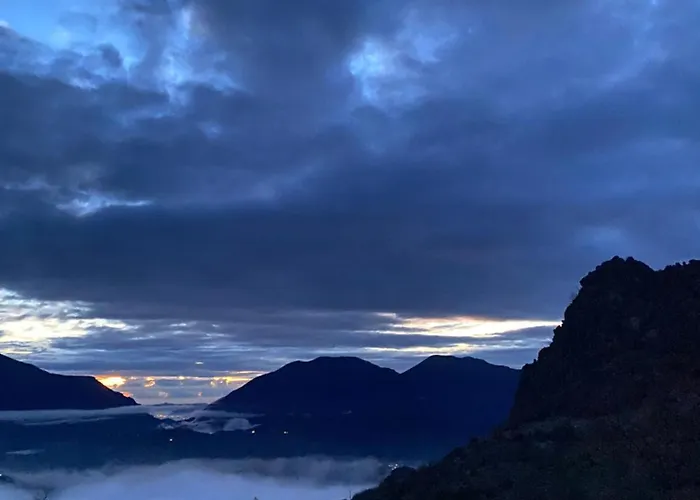 Lodge Qafe-murrize, Tirana